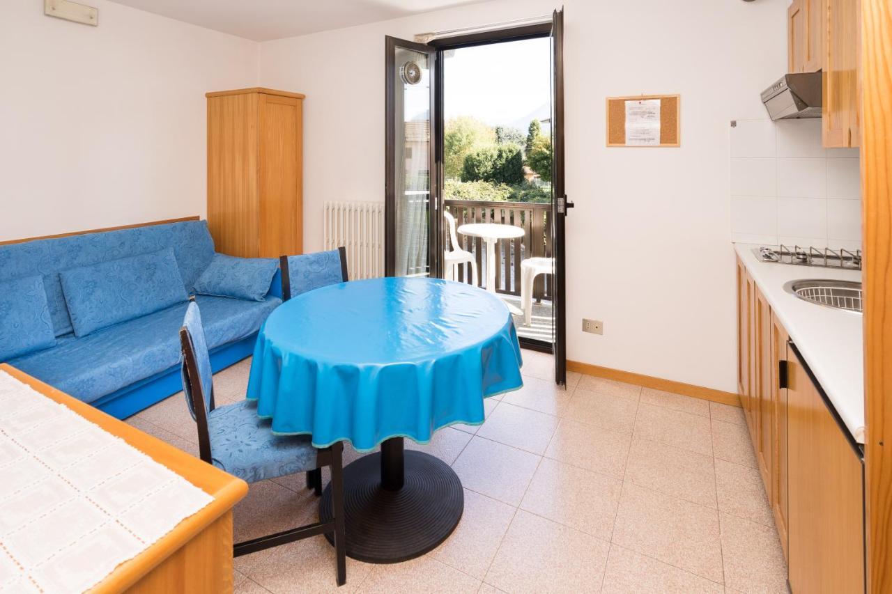 Residence In Camping Solarium โดมาโซ ภายนอก รูปภาพ